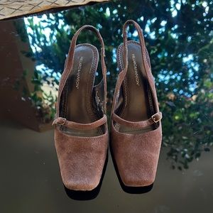 Hilliard & Hanson Maryann Brown Suede Shoe
